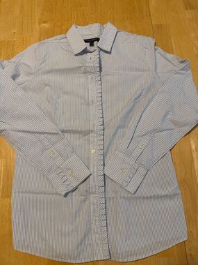 Banana Republic Classic women’s Blue Striped Dress Shirt
